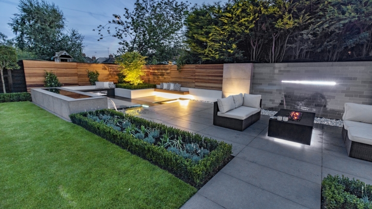 Everything-you-need-to-know-about-LED-strip-lighting-1